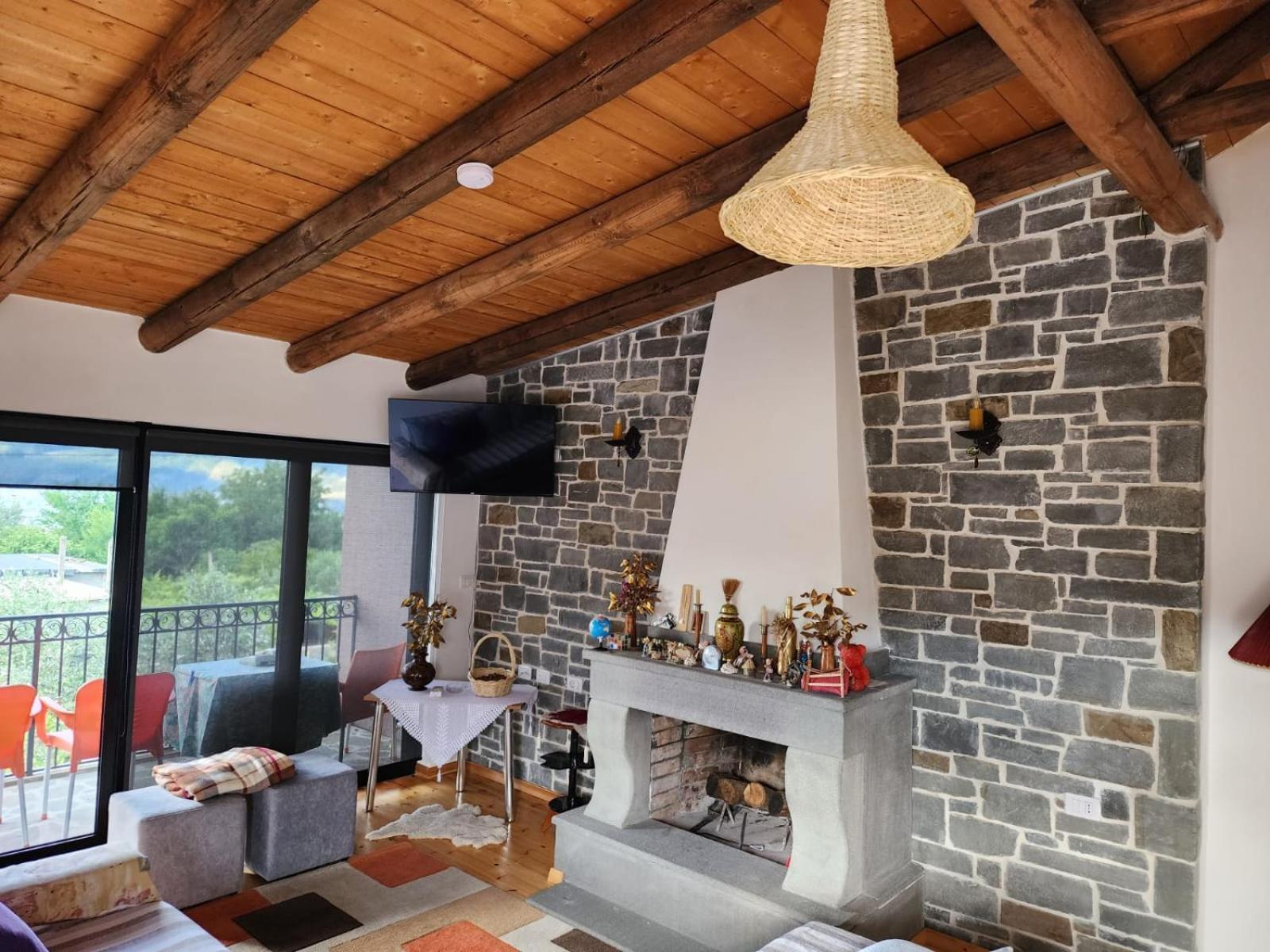 Villa Shuaipaj Gjirokaster Ngoại thất bức ảnh