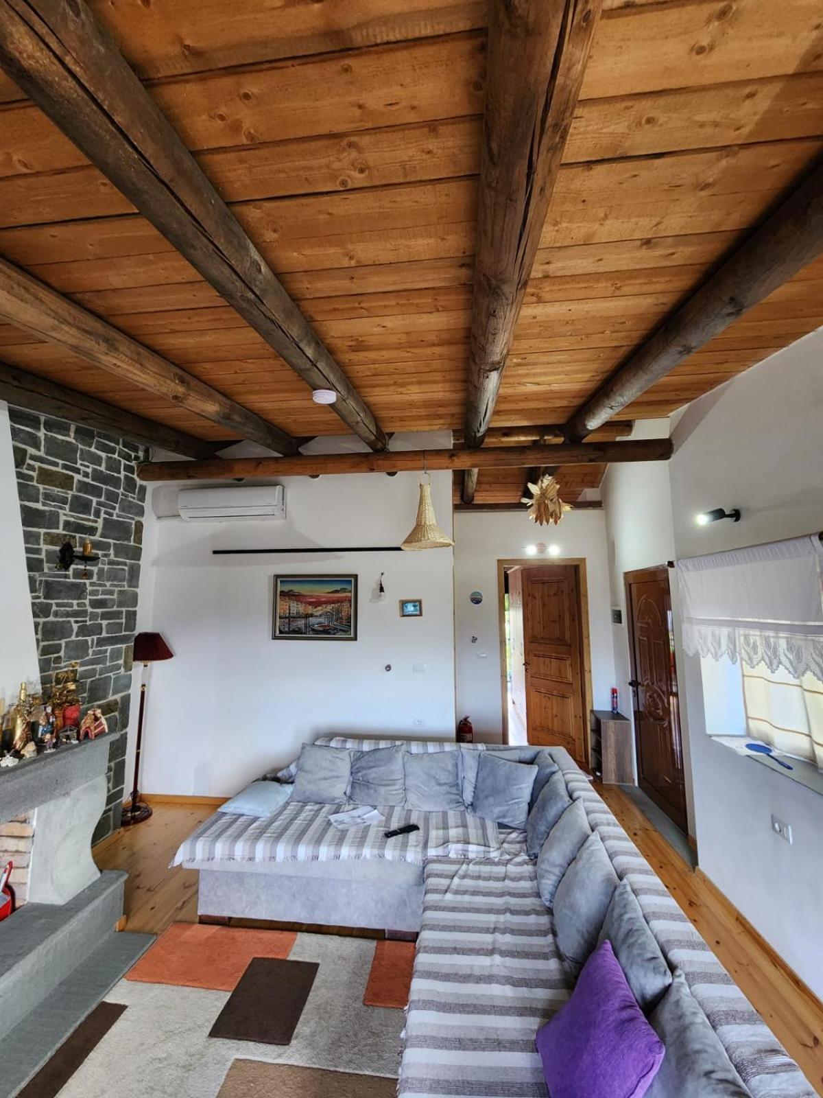 Villa Shuaipaj Gjirokaster Ngoại thất bức ảnh