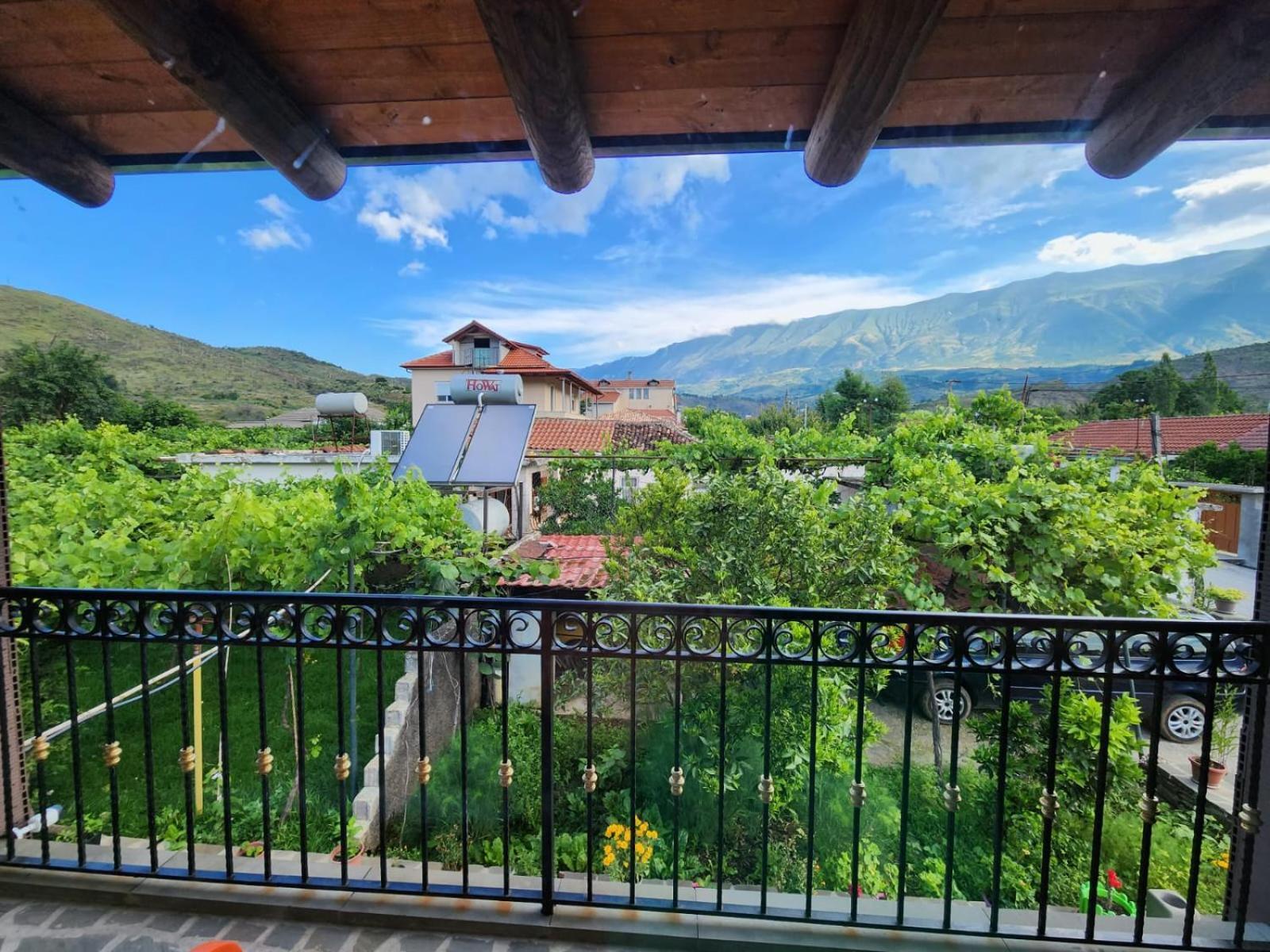 Villa Shuaipaj Gjirokaster Ngoại thất bức ảnh