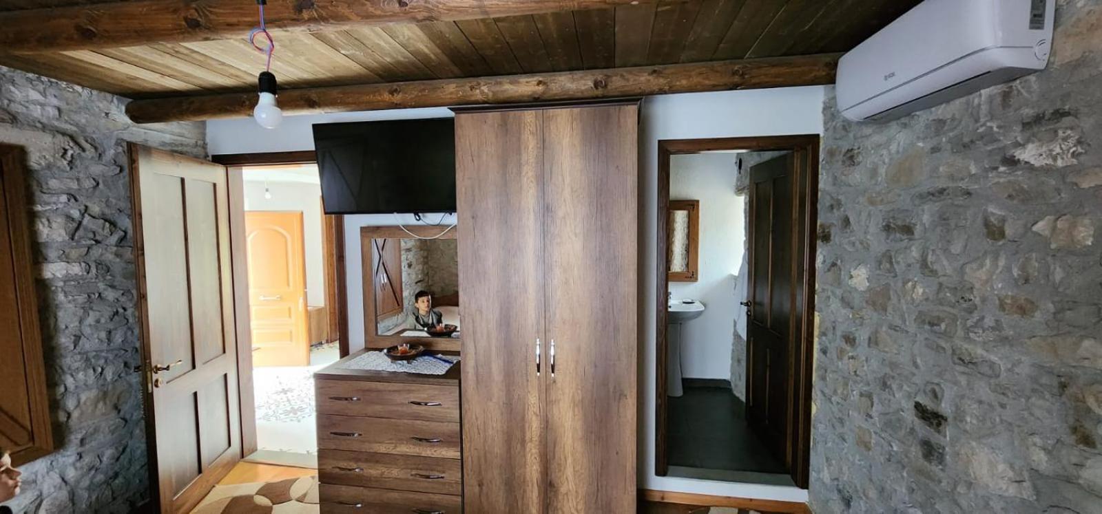 Villa Shuaipaj Gjirokaster Ngoại thất bức ảnh